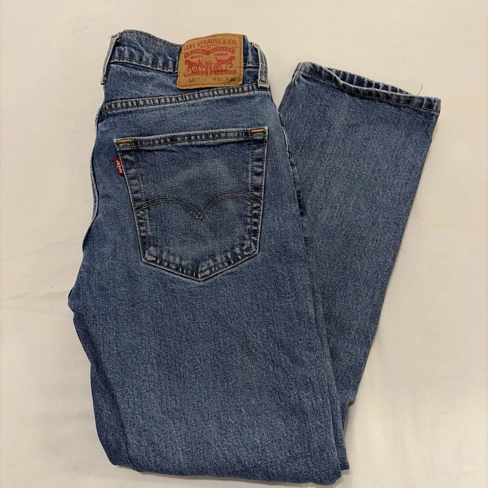 Levis Premium 541 Athletic Taper Jeans Mens 30x30 Medium Wash Blue Stretch Denim